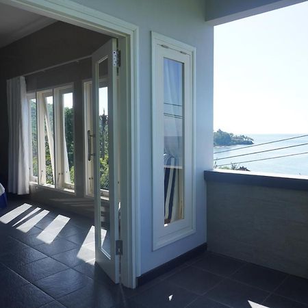 Bayu Cottages Amed  Exterior photo